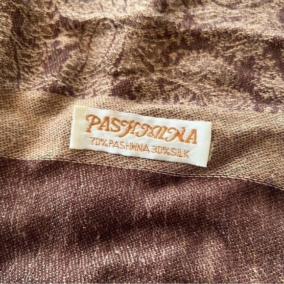 𝅺PASHMINA Paisley Brown & Tan Blanket Scarf/Shawl - Picture 2 of 5